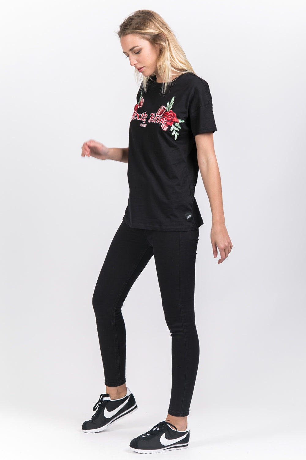 Sixth June - T-shirt imprimé broderies fleurs noir