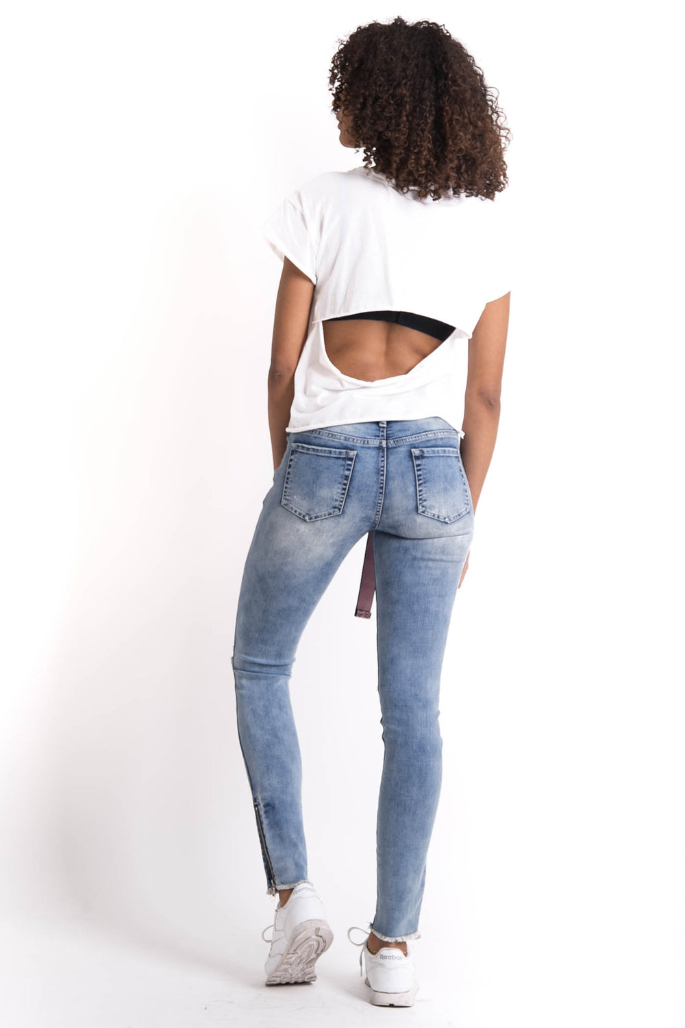 Sixth June - T-shirt ouvert roses guêpes blanc