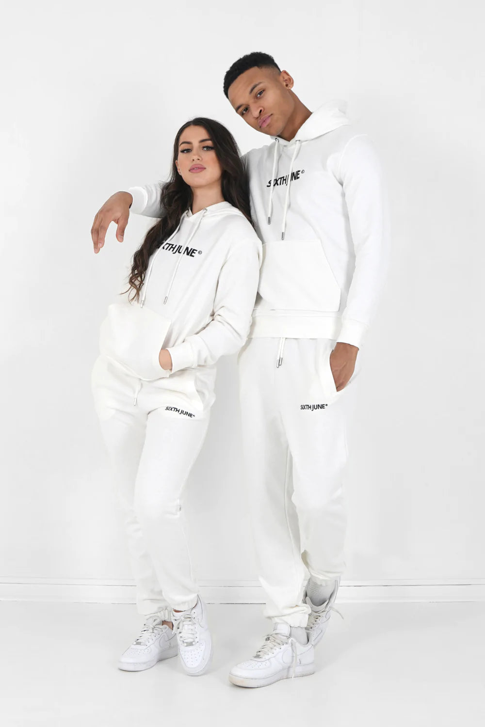 Sixth June - Jogging + sweat capuche logo brodé Blanc
