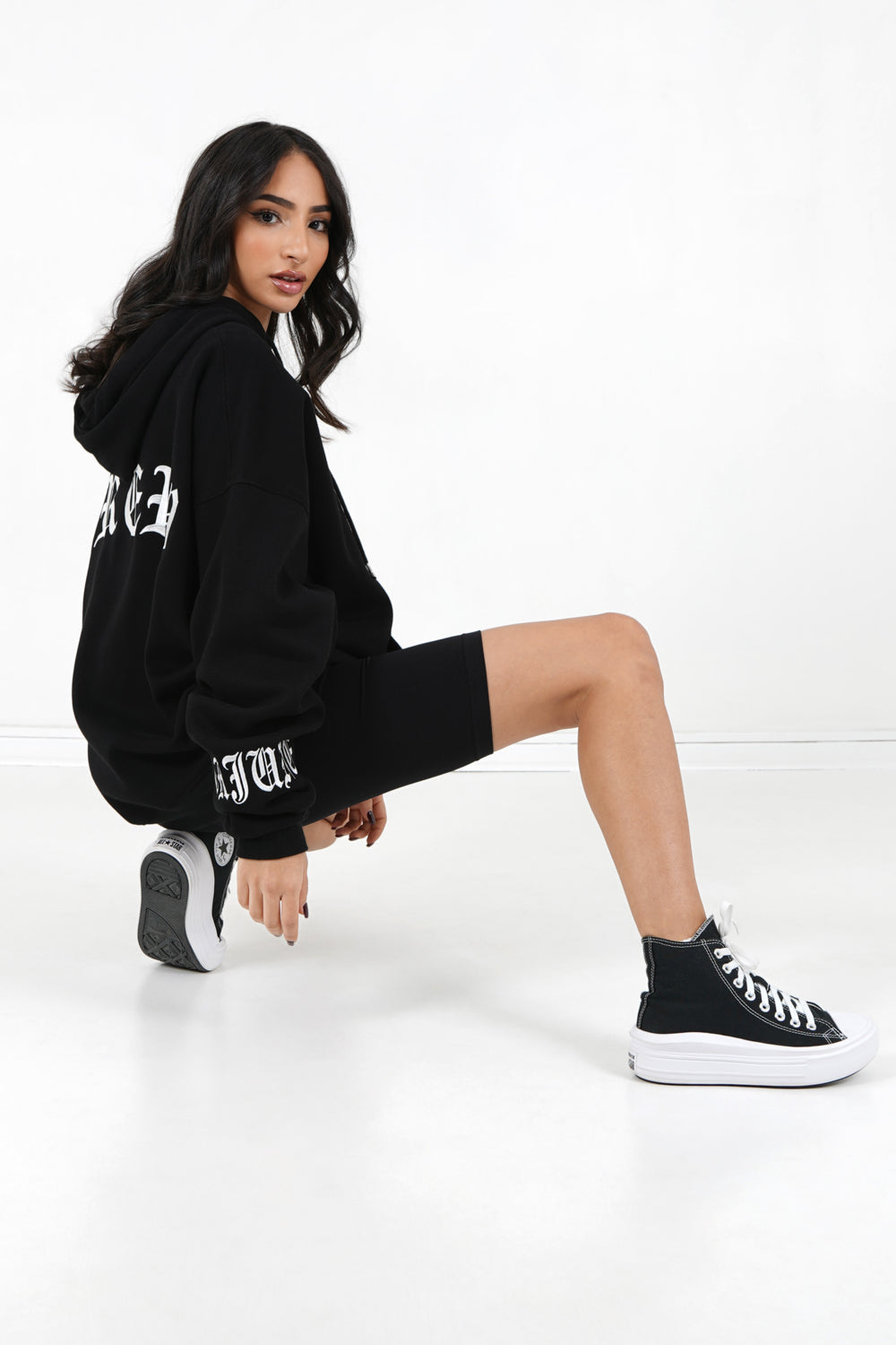 Sixth June - Sweat capuche crew manches Noir