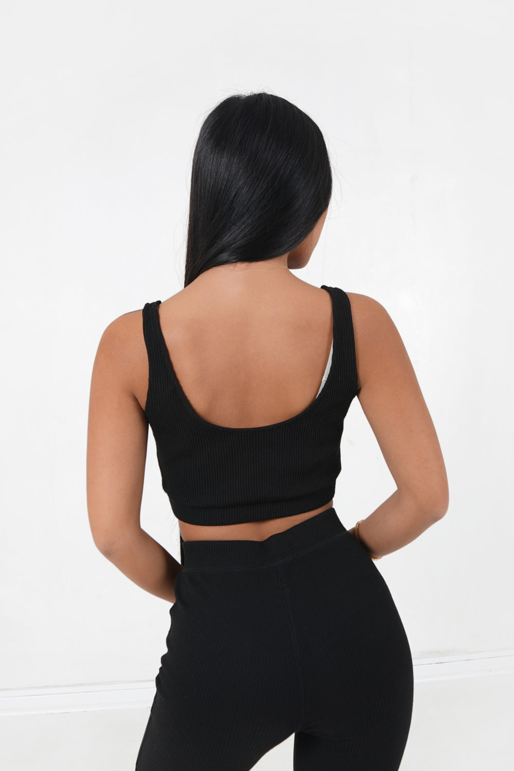 Geripptes Bralette Schwarz