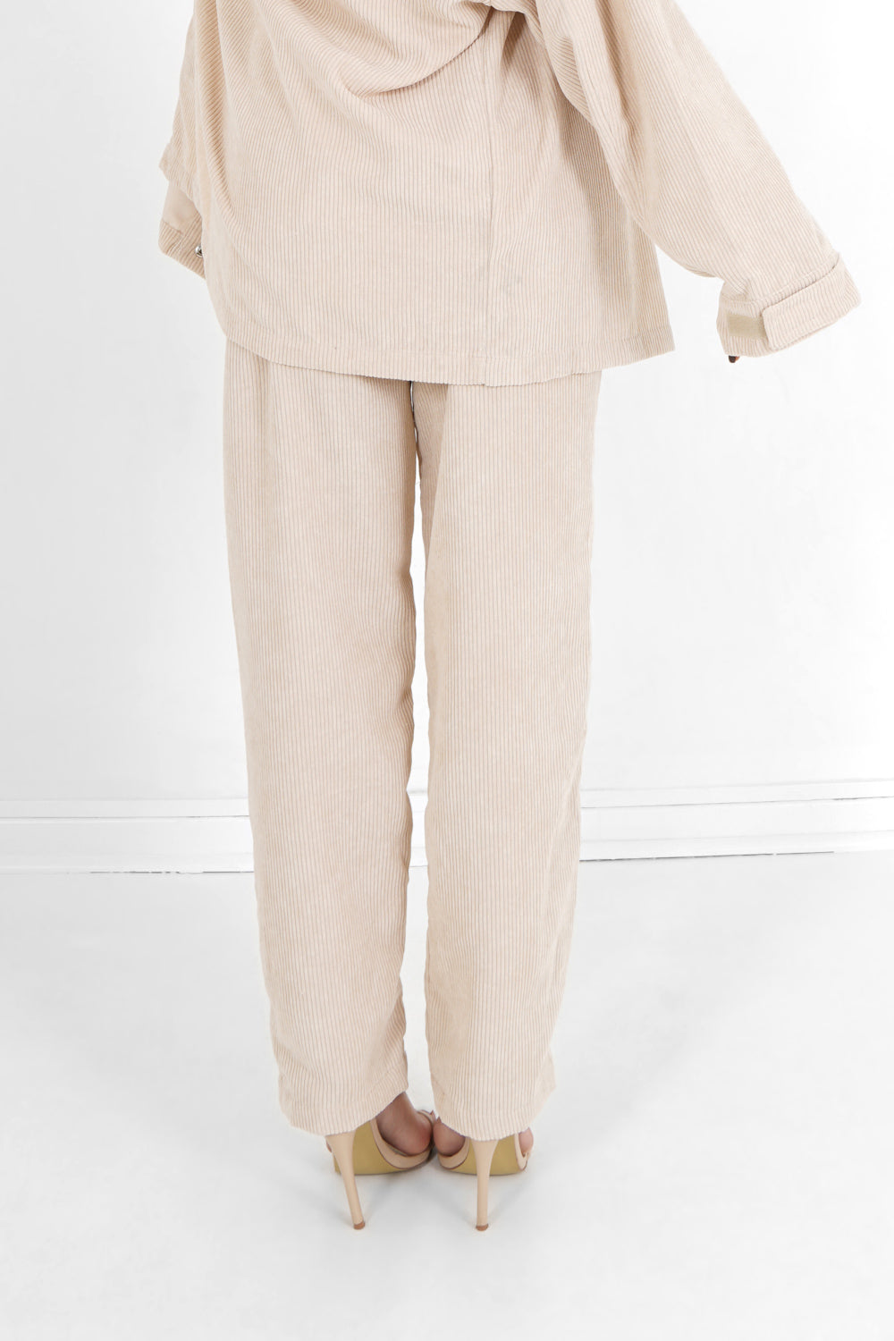 Sixth June - Pantalon droit velours côtelé Beige