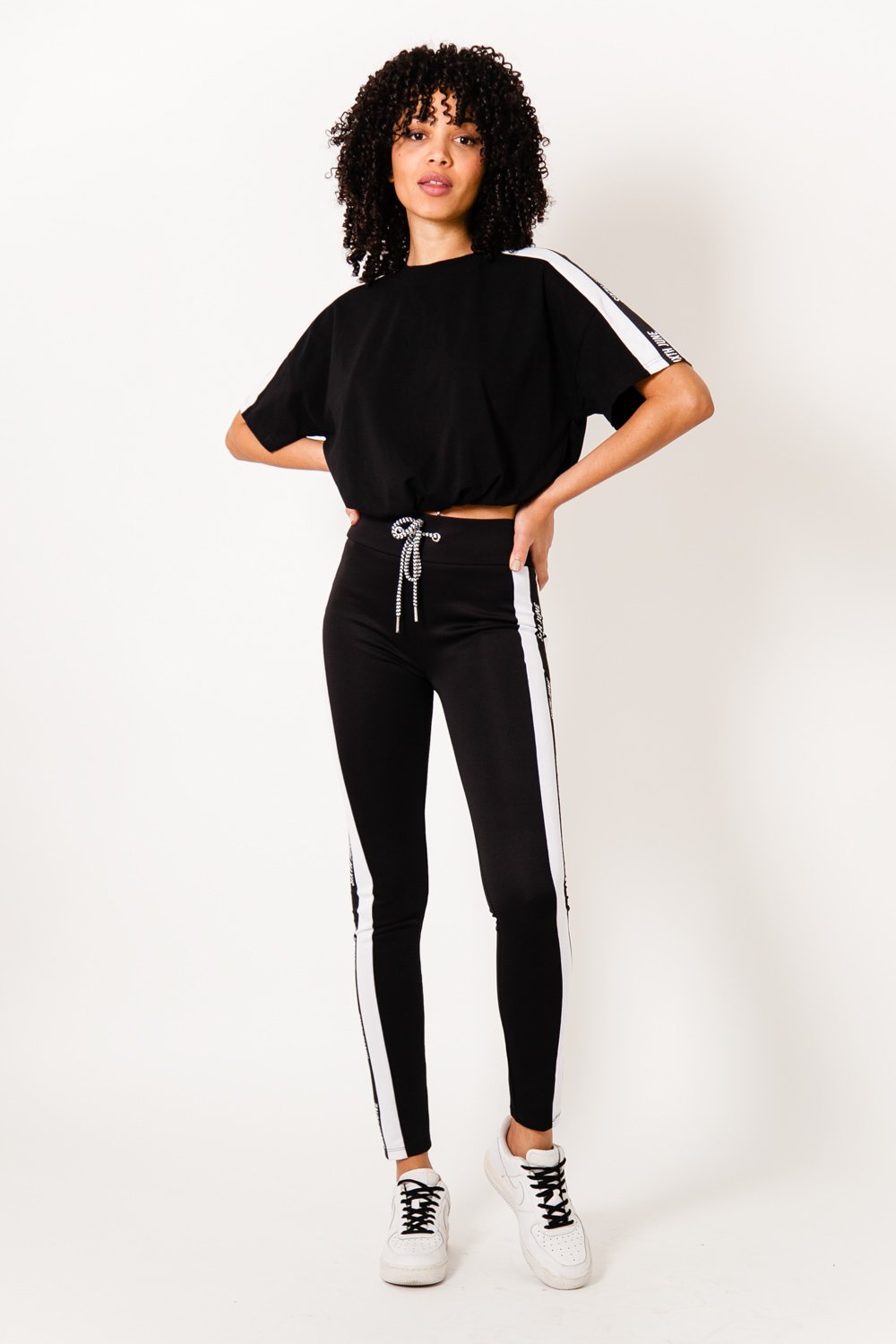 Taping logo cropped T-shirt black