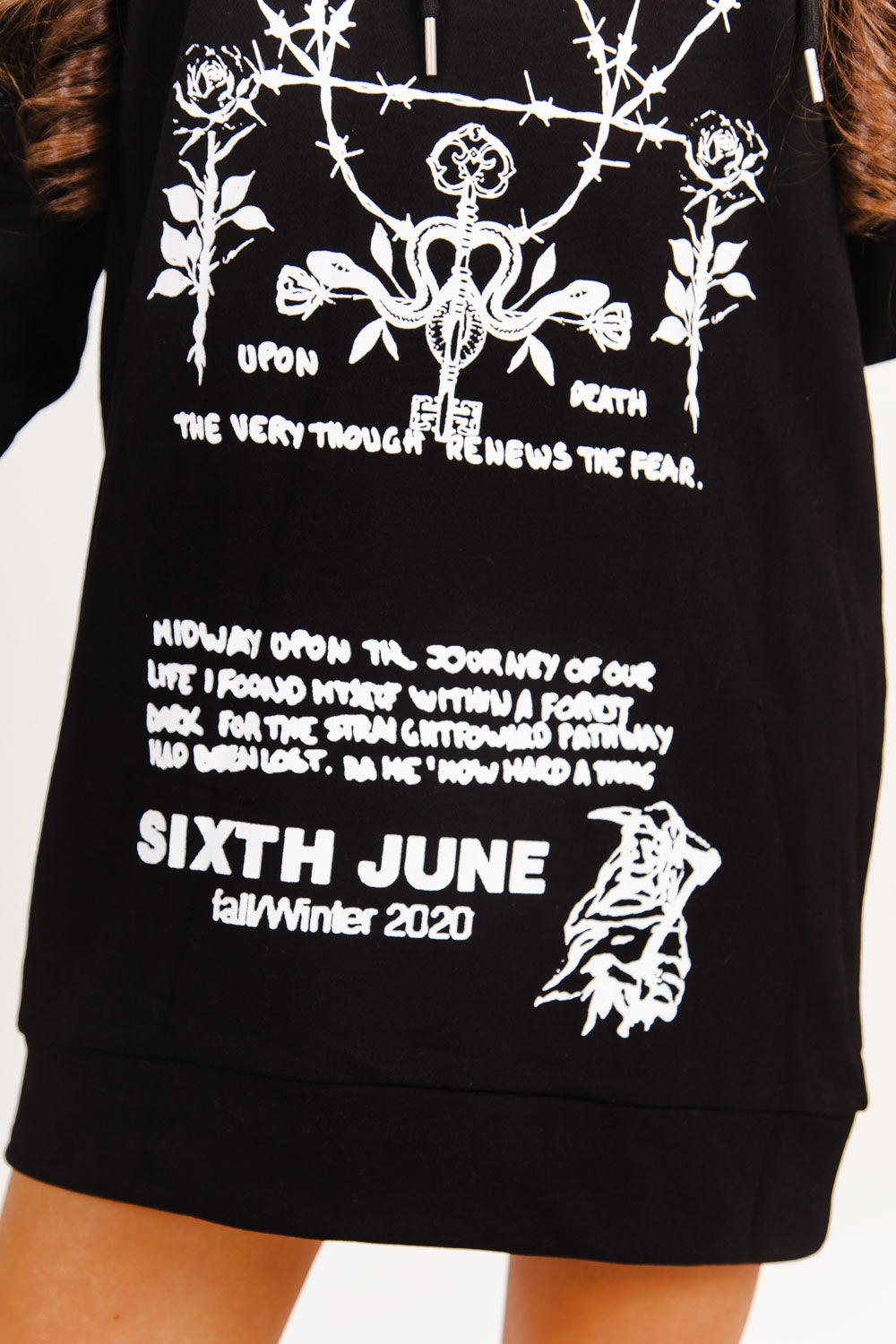 Sixth June - Robe sweat gothique roses coeur noir