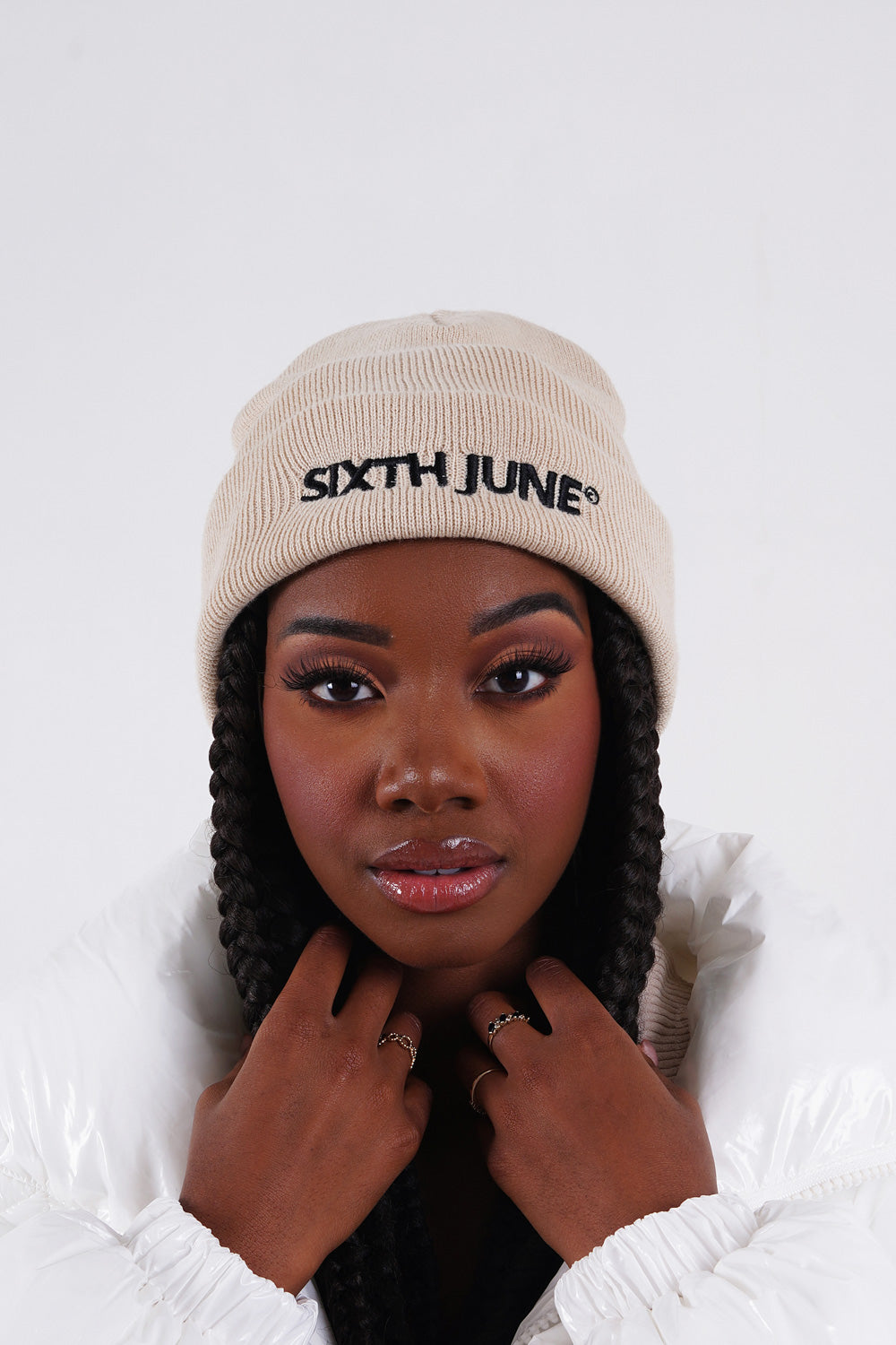 Sixth June - Bonnet mixte logo brodé Beige