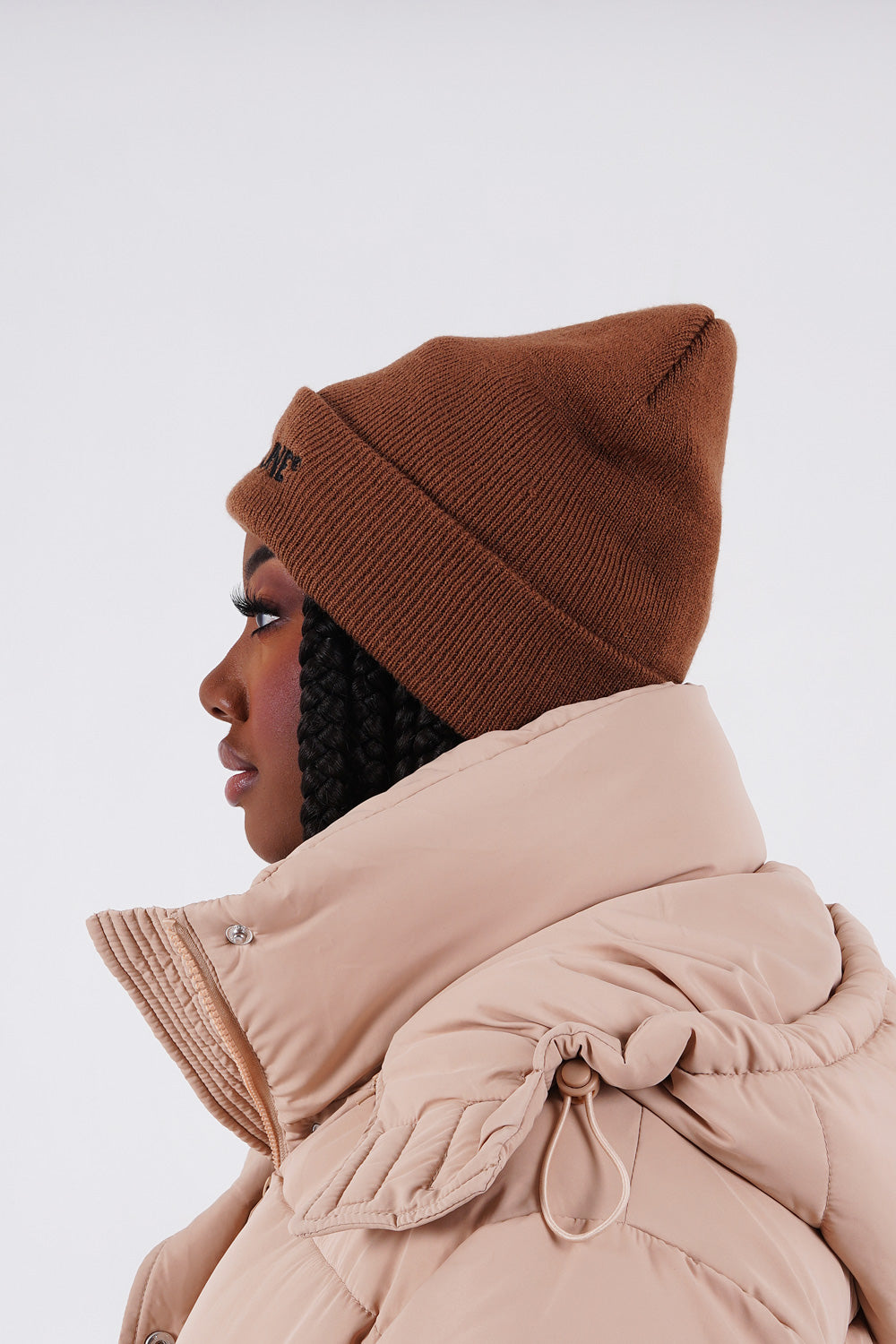Sixth June - Bonnet mixte logo brodé Marron
