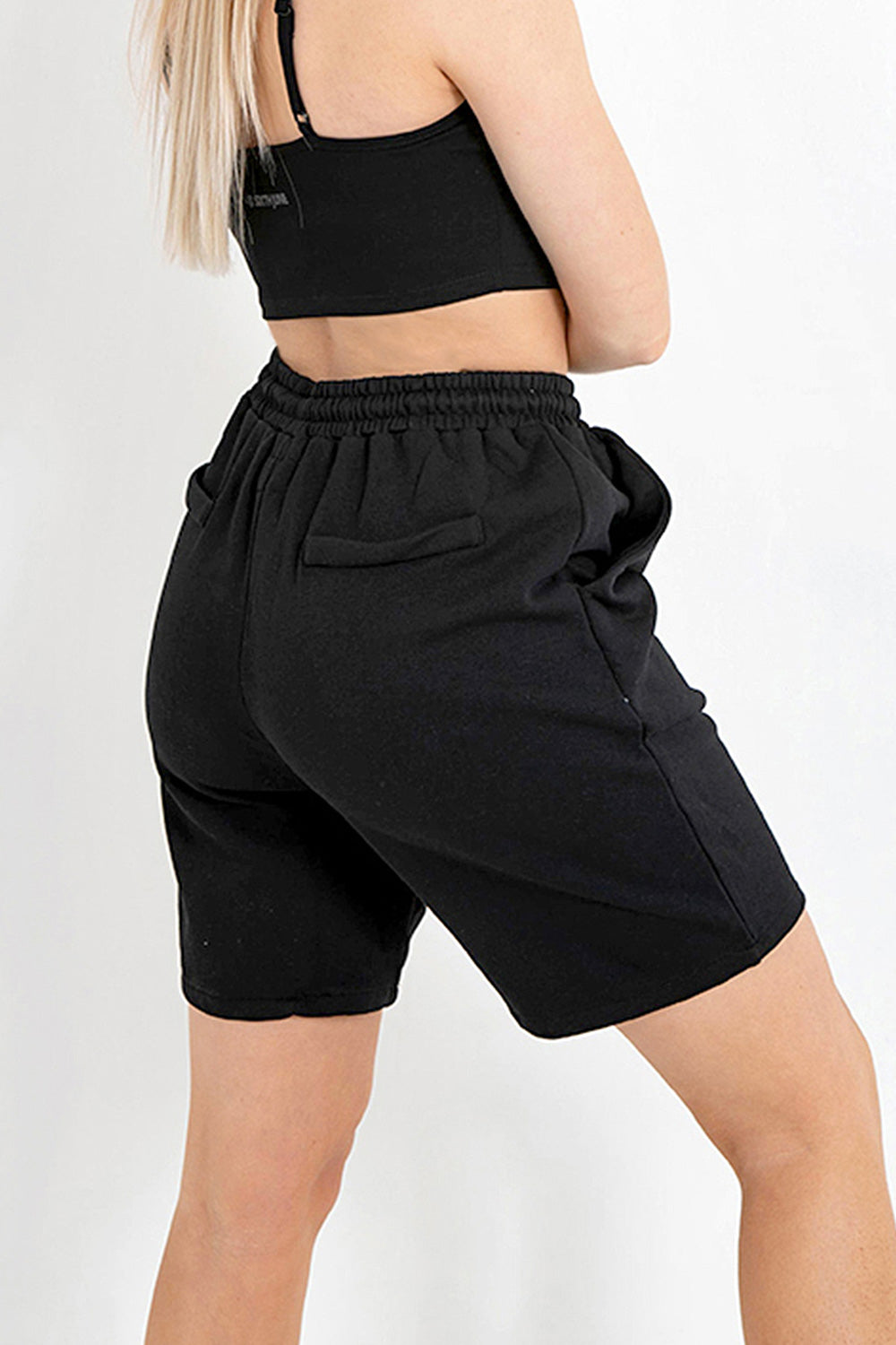 Sixth June - Short logo simple Noir