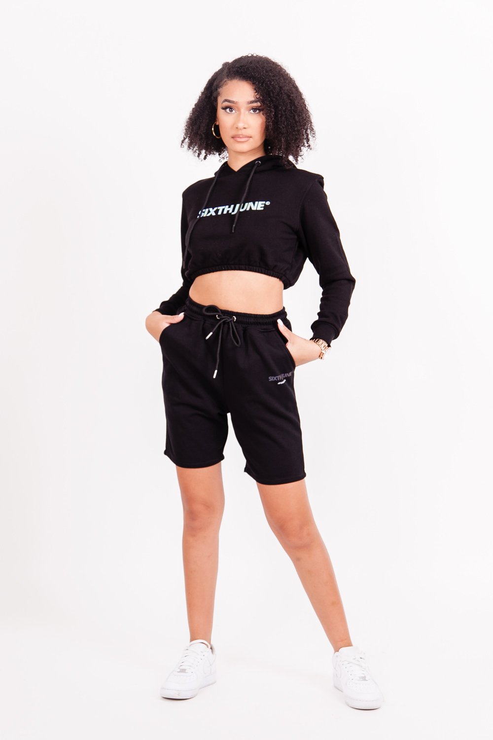 Sweat à capuche court holographique noir