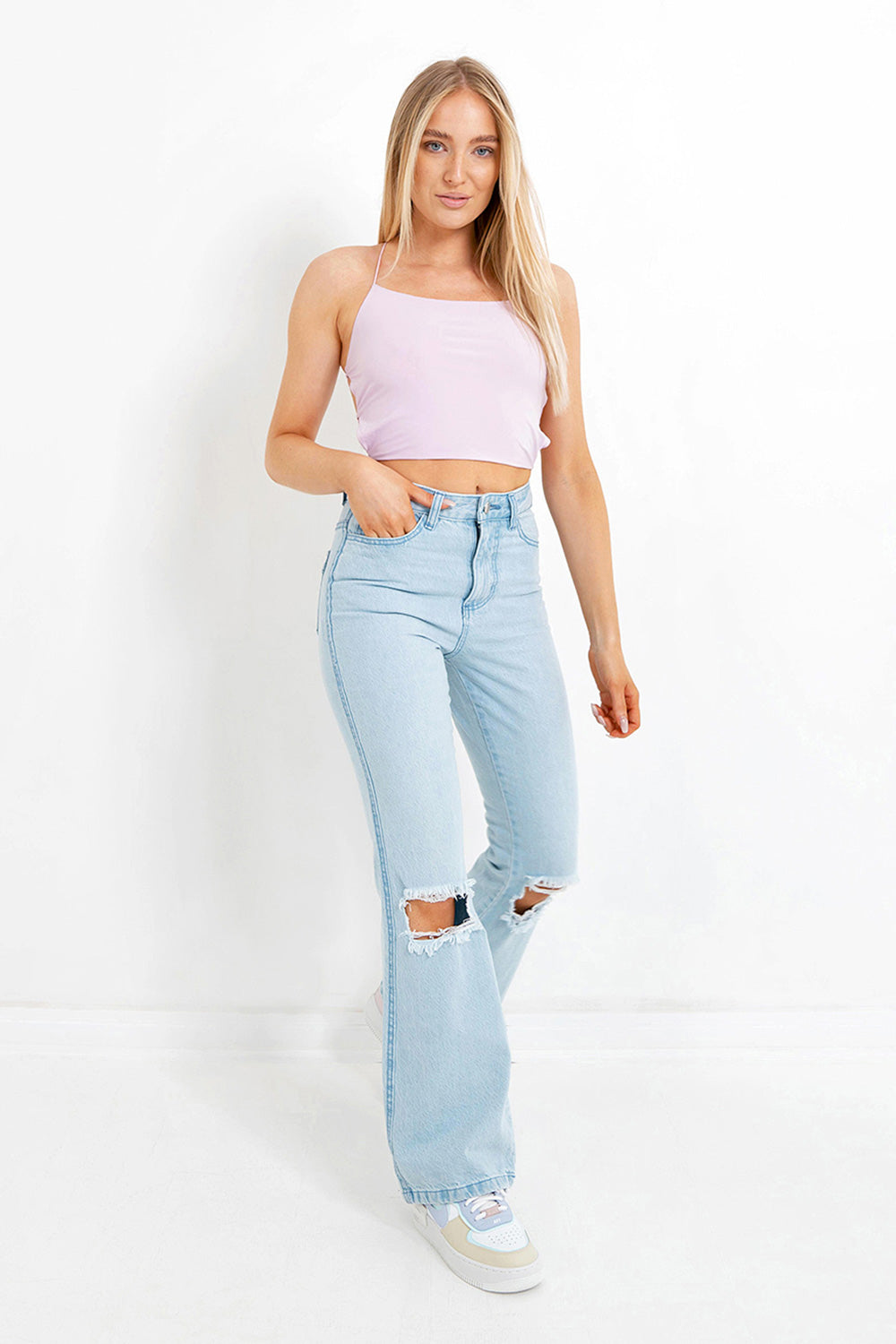 Sixth June - Top court sexy Violet clair