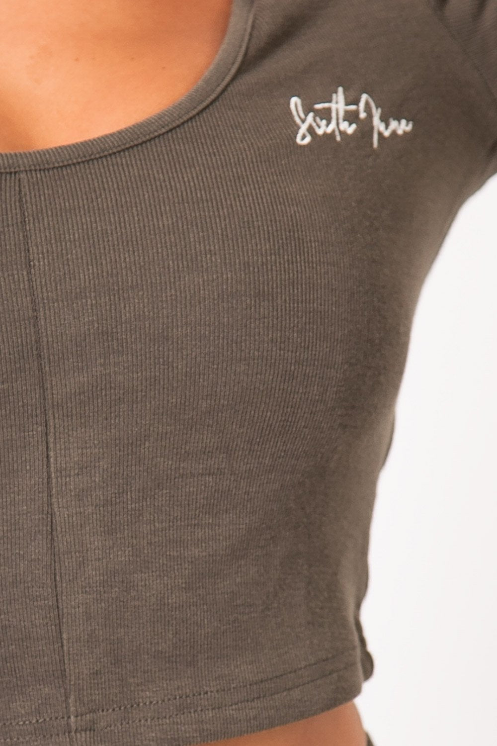 Top court imprimé vert foncé