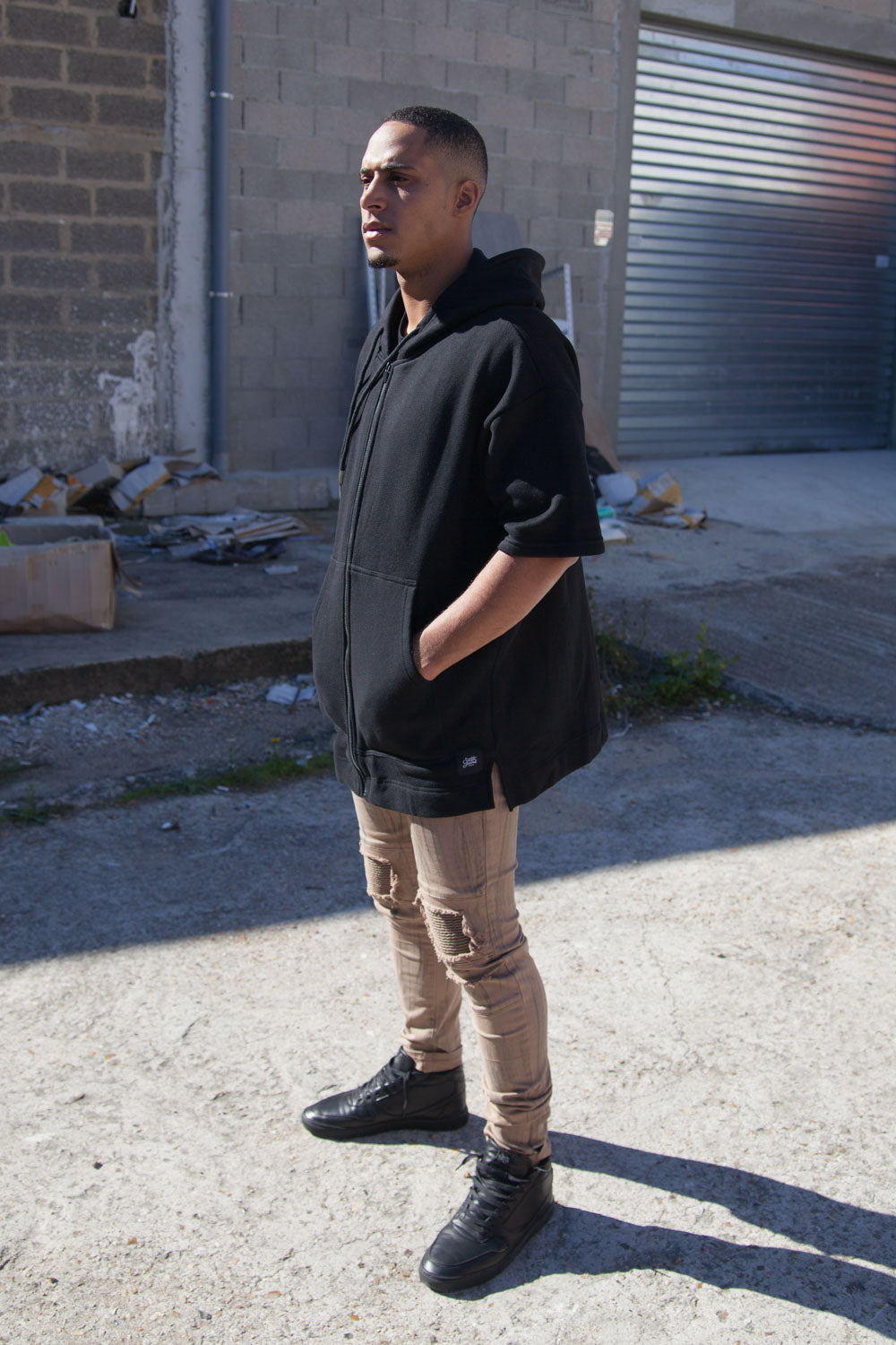 Sixth June - Sweat capuche zippé manches courtes noir M2255CJA