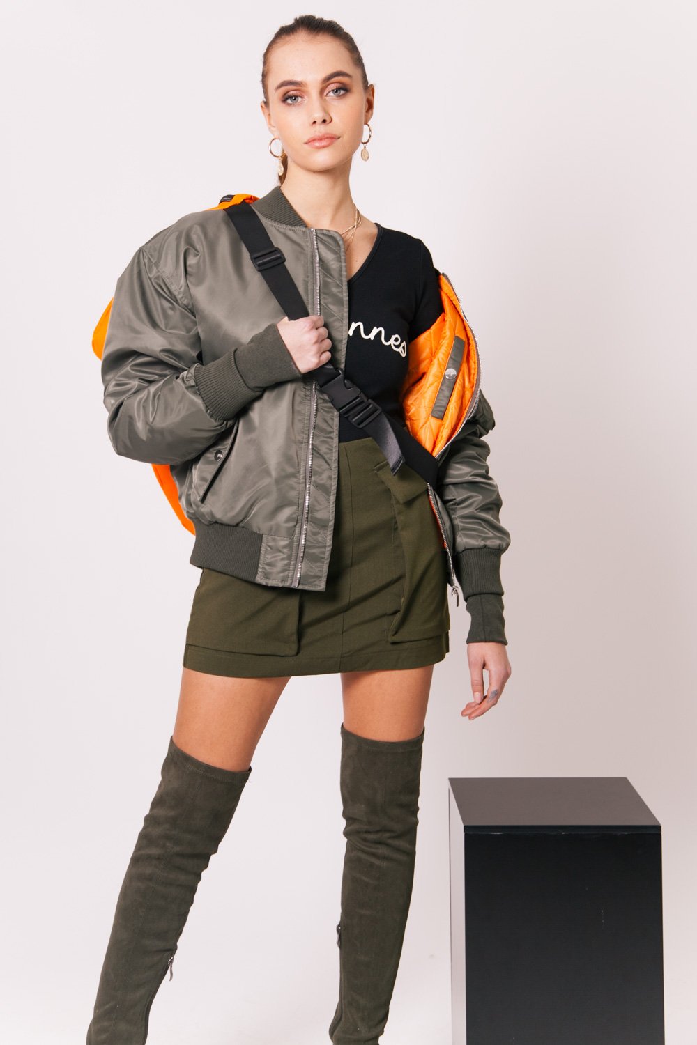 BumBumBag - Sac banane géante texte zip orange